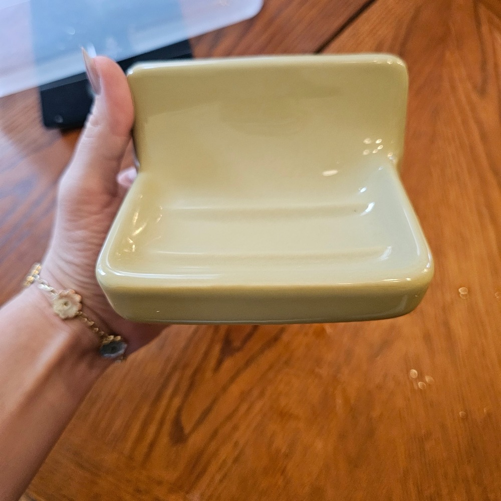 Vintage Ceramic Wall Mount Soap Dish Glossy Sage Green Retro Bathroom tile USA